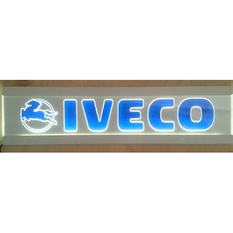 Frézált LED-es tábla IVECO